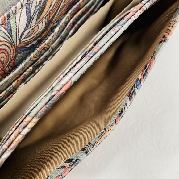 Sakroots Gray Olympic Smartphone Crossbody Purse - Picture 9 of 13